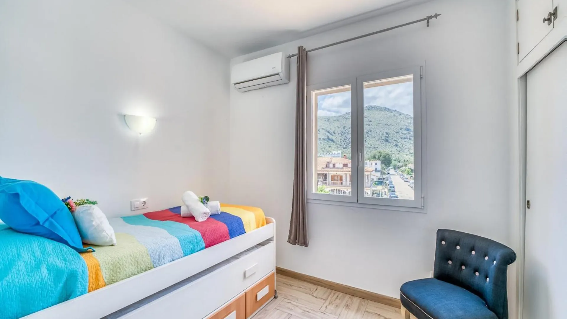 Apartment With Mountain And Lake View アルクディア 0*,  スペイン