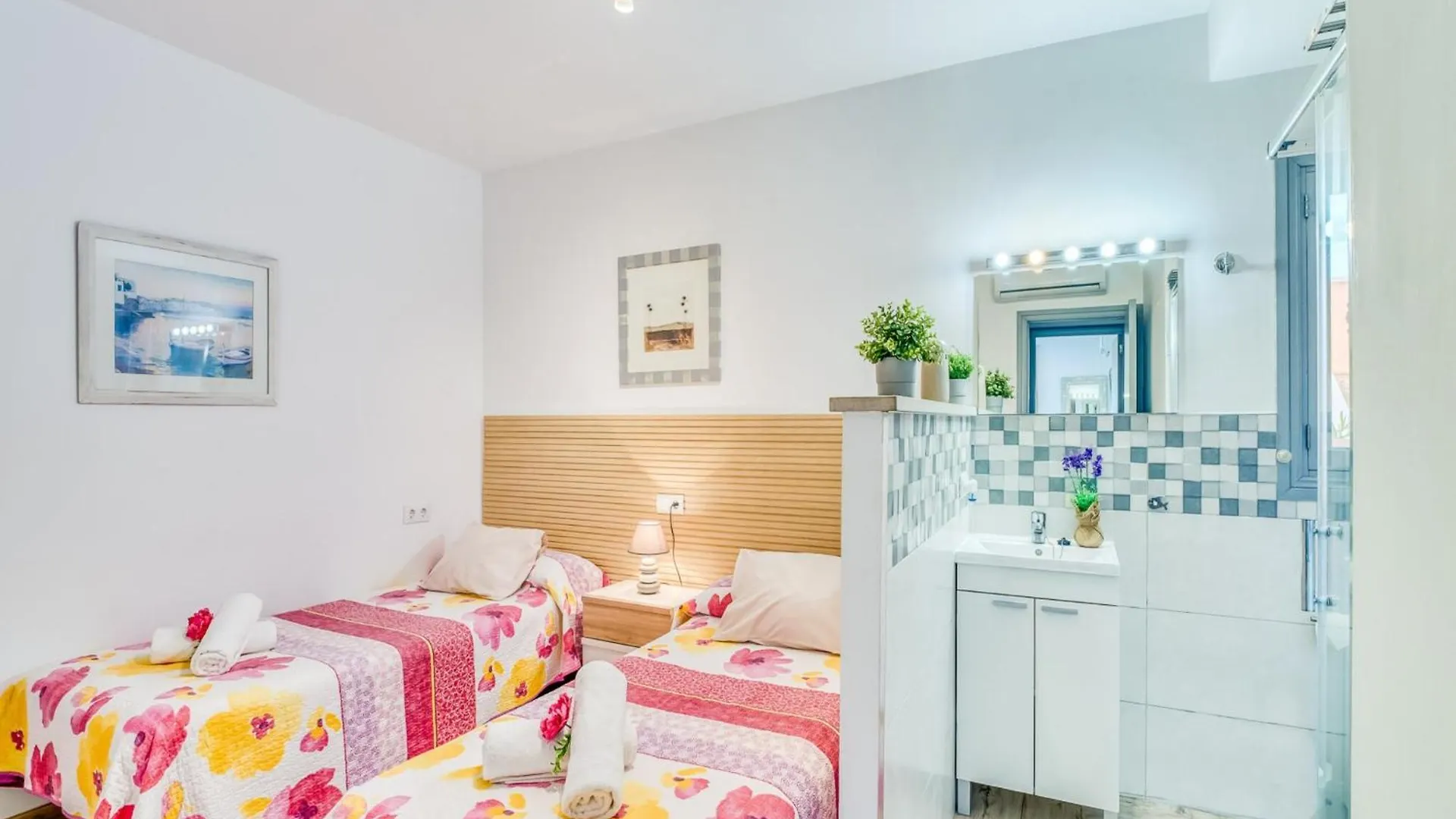 Apartment With Mountain And Lake View アルクディア